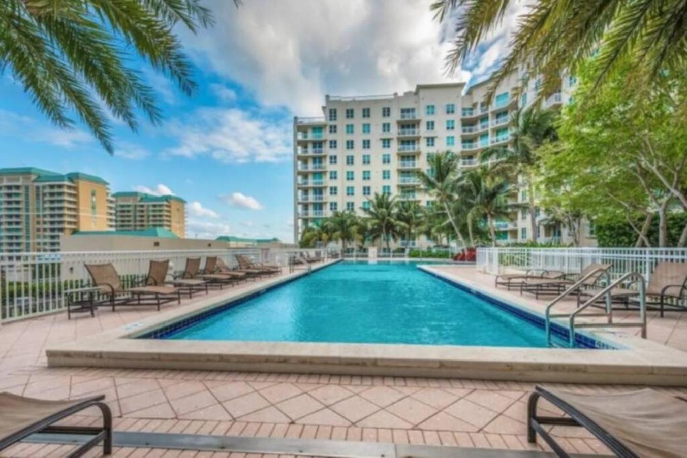 New apartment in Casa Costa Luxury condo BEACH PASS INCLUDED Boynton Beach Esterno foto